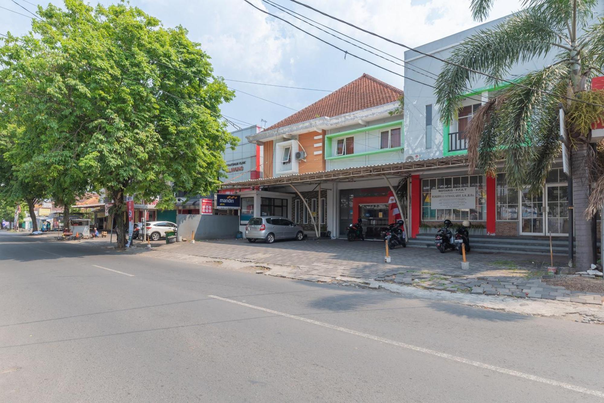 מאלאנג Reddoorz At Ciliwung Guest House Syariah מראה חיצוני תמונה
